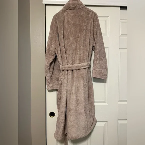 Sherpa Robe - Picture 5 of 6
